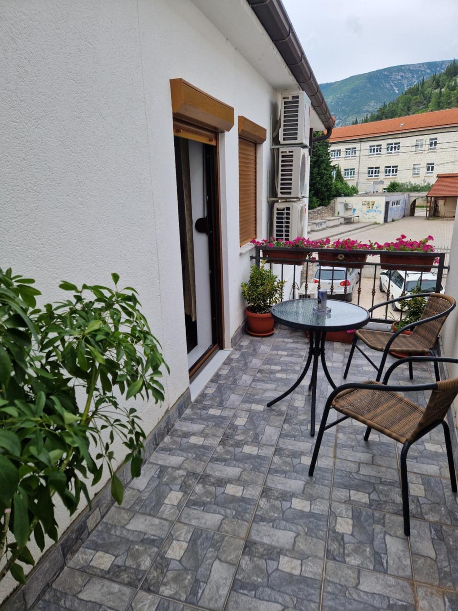 Guesthouse Check In Stolac Exterior foto